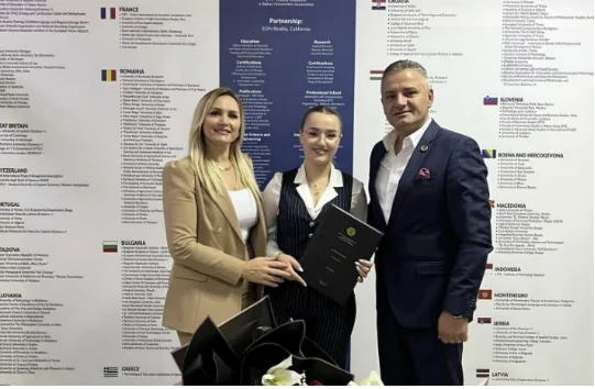 Vajza e Bekim Jasharajt diplomon si arkitekte: Dëshira i kishte nisur duke shikuar kullat e babës Shaban
