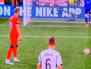 England kehrt Ergebnisse zurück, indem er Deutschland umstürzt, Kane ist für drei Löwen da.