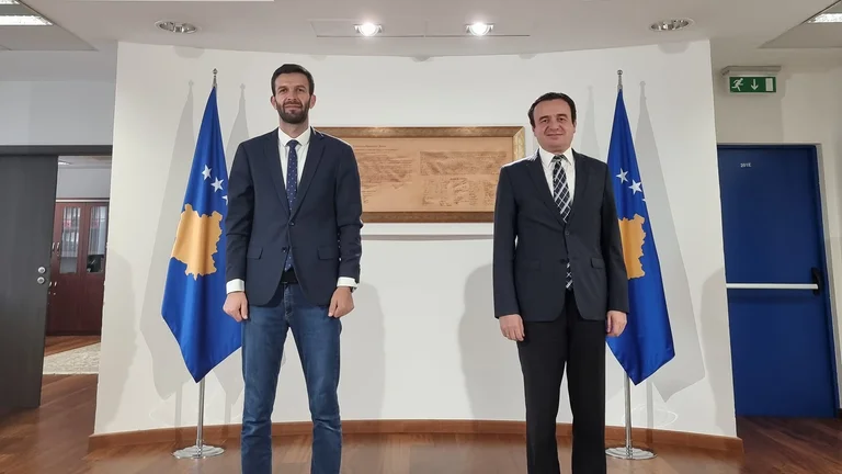 Deputeti i Kurtit: Zgjedhjet e brendshme në LVV kanë pasur disa mangësi