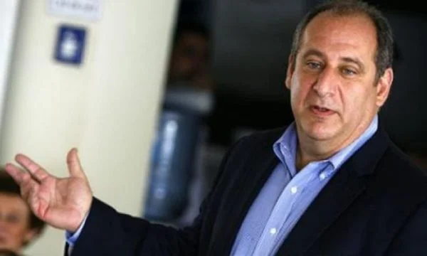 Profesori amerikan paralajmëron: Kosova në rrezik, mund të hapet front i ri