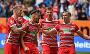 Morrim Berisha heiße letzte Nacht scored vier Tore für Augsburg