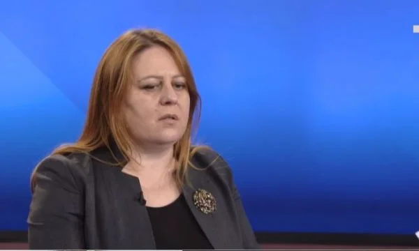 Hykmete Bajrami e nxjerr “bllof” Qeverinë, për çmimin e naftës përdoren dy ligje që s’janë në fuqi