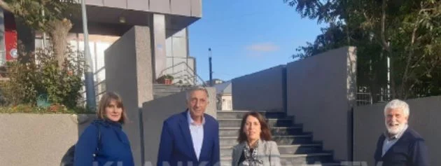 Jasharaj me Flock te Qeveria për t’u takuar me Albin Kurtin