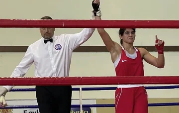 Donjata Sadiku wird nicht aufhören, sie besiegt Anna Milisic und geht zum Finale.