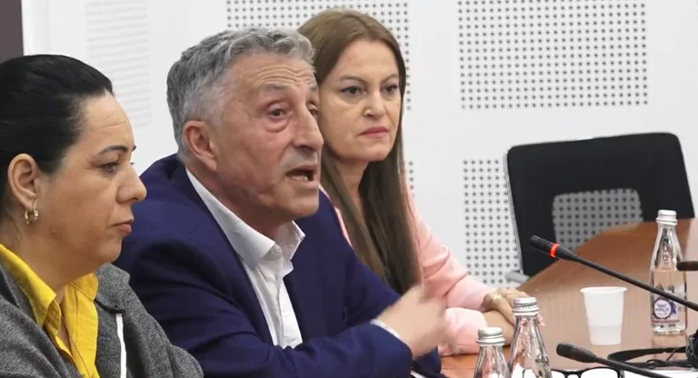 Jasharaj: Kurti me ofertë ‘merre ose lëre’ – nuk pranoj me m’thanë ti e lëshon grevën, ti e ndalë