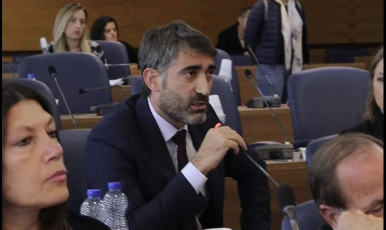 Arrestohet asamblisti i VV-së në Prishtinë