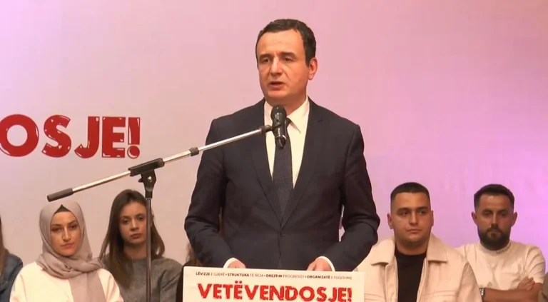 Me sindikatat e sektorit publik llugë, Kurti premton promovim të organizimit sindikal në sektorin privat