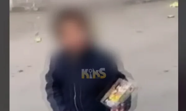 Il video scioccante: La polizia lancia indagini nel caso in cui un cittadino abusi giovane ragazza in mezzo alla strada