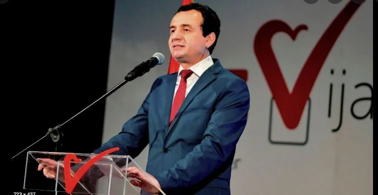 He doesn't give up the mayor, Kurt even a VV term, tomorrow he announces candidacy