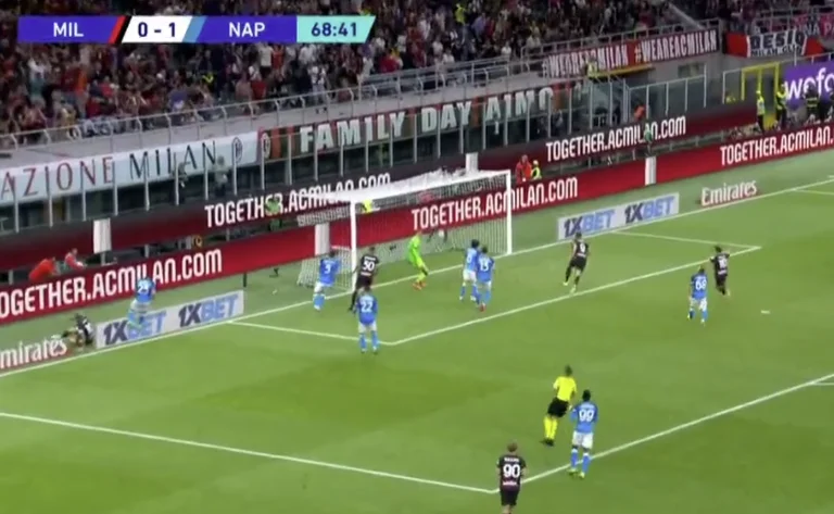 Giroud proves accurate, scores a beautiful goal Naples