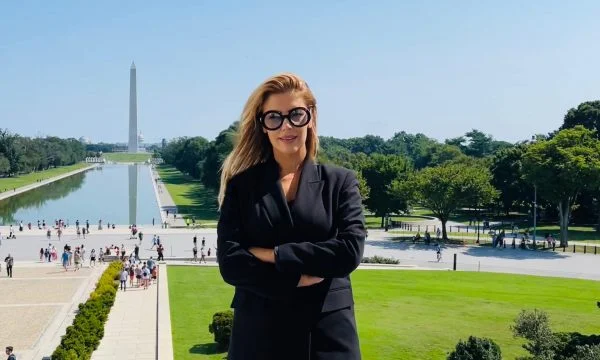 La oposición en Estados Unidos, excepto Tahiri, es también el diputado Deliu-Kodra.