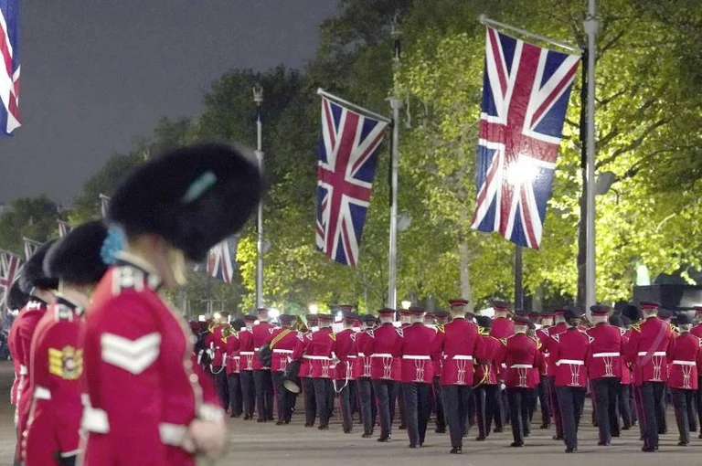 Più di 10.000 membri militari saranno al funerale della Regina.