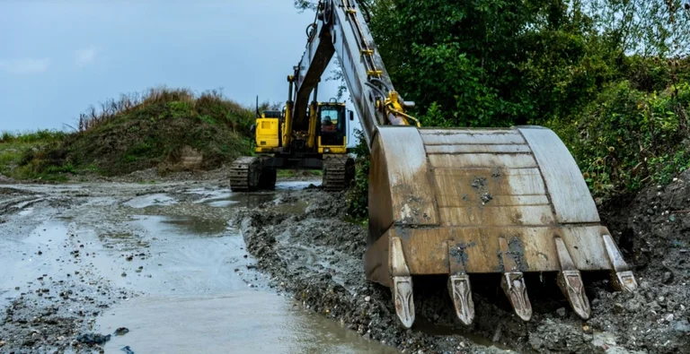 Decisive exhumation takes life from rivers in Kosovo