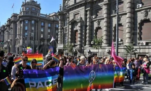 Eight Albanians are being attacked in Belgrade, taking part in LGBT's parade