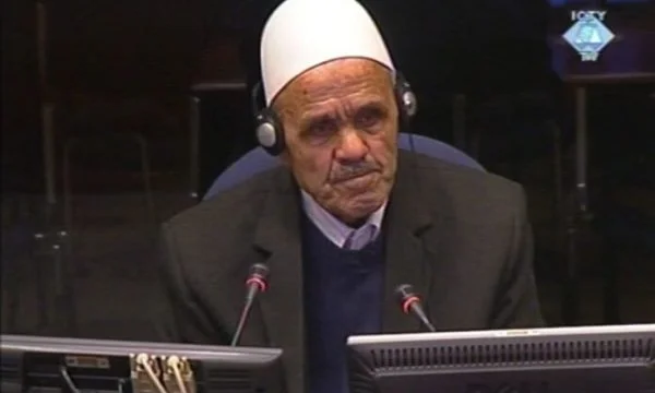 Les institutions devraient être alarmées par la mort du seul témoin du massacre d'Izbica