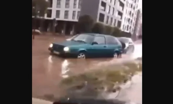 La pluie provoque des inondations à Pec