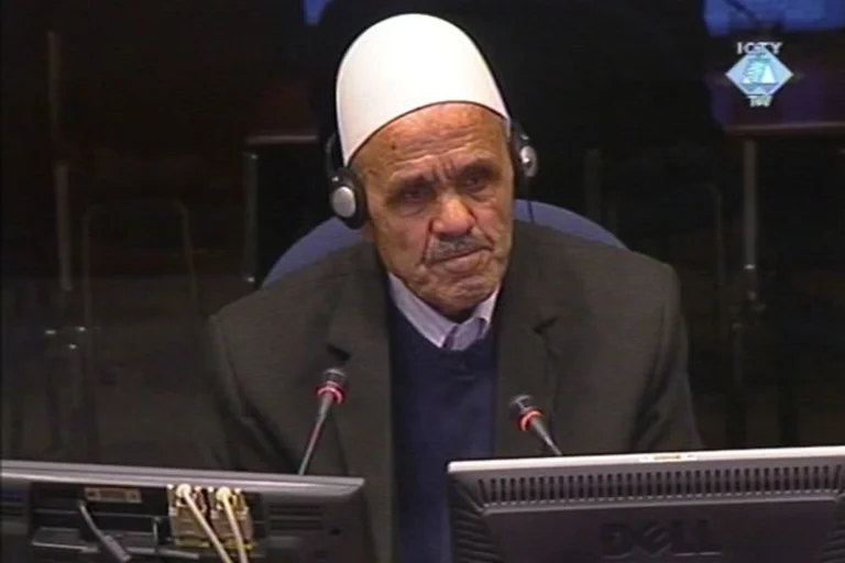 Mustafe Dragaj, survivor of Izbica massacre who testified against Milosevic