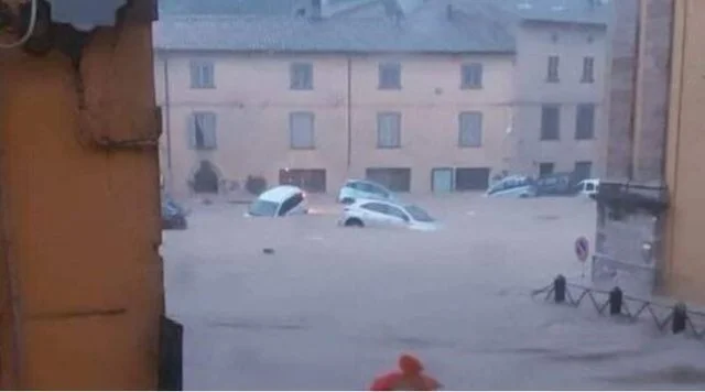 Bad weather in Italy, seven dead and three extinct in massive floods
