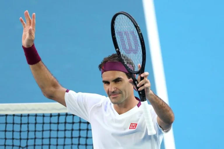 Federer delivers bitter news to fans, retires from tennis