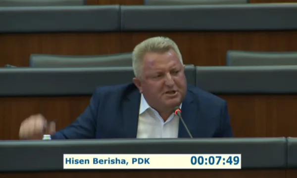 Hisen Berisha yells at himself: PDK's “You make peace there”