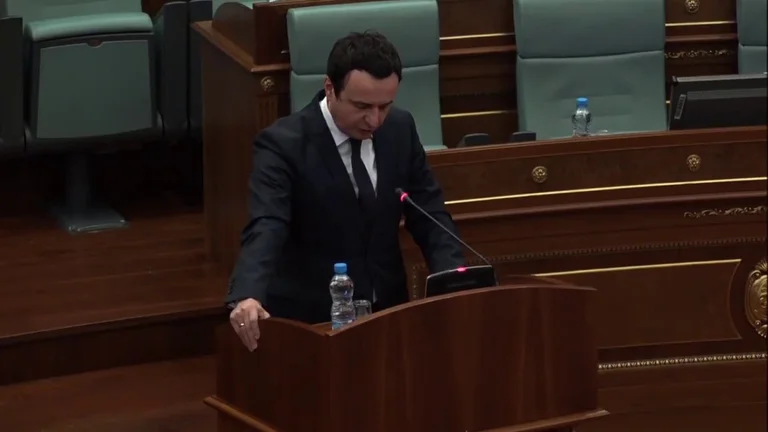 Albin Kurti prezanton kabinetin qeveritar, këta janë të gjitha ministrat e propozuar