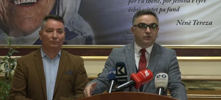 Lekaj et Tahiri en soutien aux retraités, exigent que le gouvernement partage les subventions