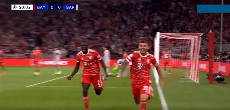 Bayerni finds the goal, Hernandez and ledez '%s' stadium Allianz Areena)