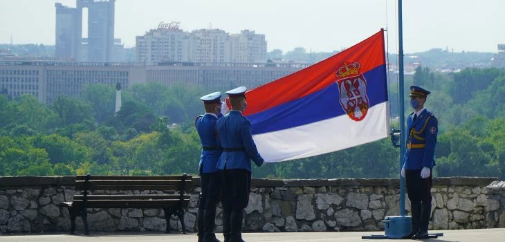 Sondazhi: Rritet numri i serbëve që beson Serbia mund ta marrë Kosovën