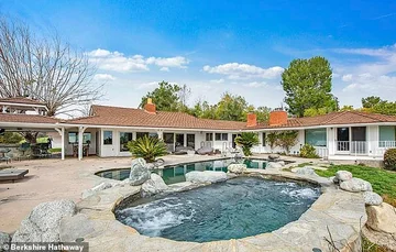 Kim Kardashian met la maison en vente, c'est un prix dingue.