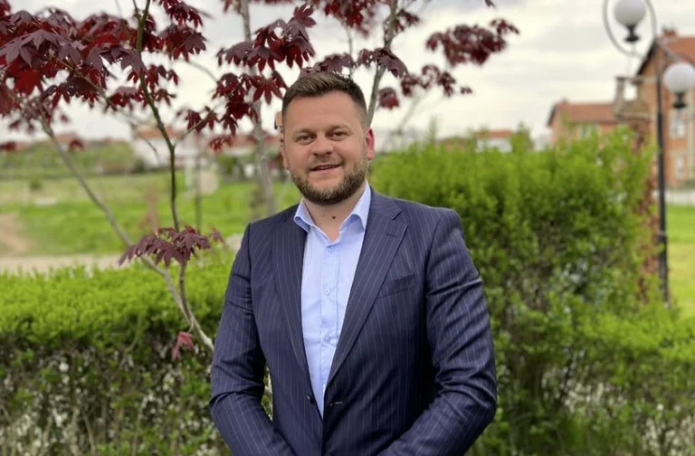 What's going on: VV cirrhone also a temporary activist in Mitrovica, excludes him from candidacy (His letter)