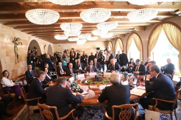 Le Président Begaj (parle en anglais) : Plein appui au Kosovo-Serbie