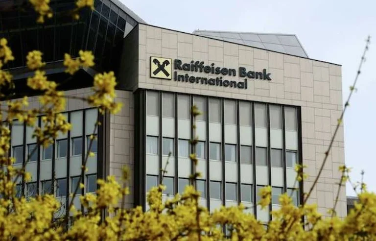 Bad news for all people with accounts at Raiffeisen Bank