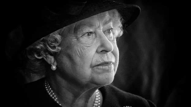 Strange tradition, royal bees announced the death of Queen Elizabeth II