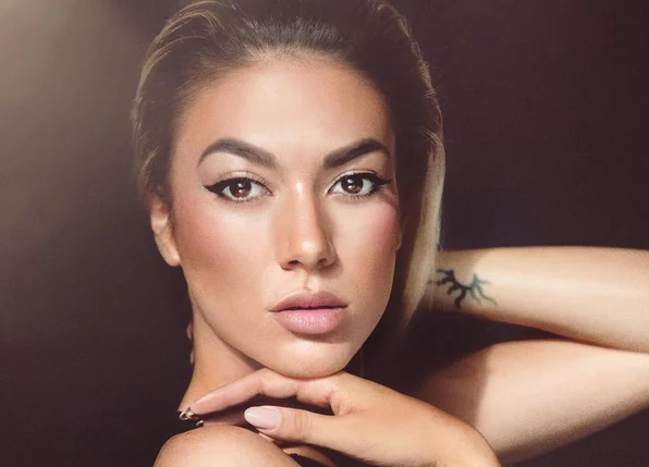 Health problems? Elvana Gjata has an announcement