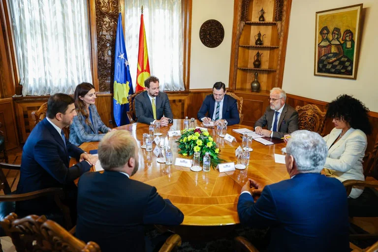 Krasniqi in M.V, meets with state leaders, praises the crucial role of Albanian political factor in political processes