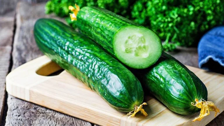 Mangiare uno al giorno: Allora perche' i cetrioli ti direbbero grazie?