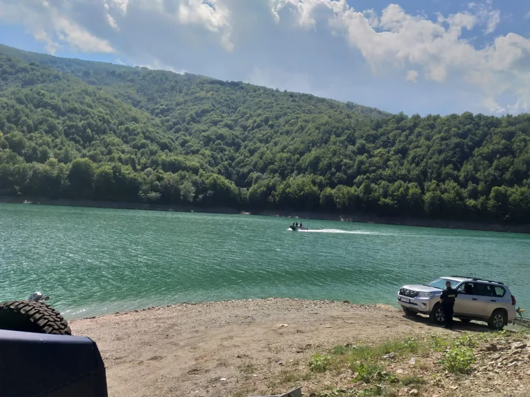 La polizia del Kosovo prende il controllo anche della zona del lago Weyman