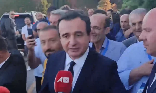 Kurti s'interroge sur l'adhésion de Doarsa Kica au LDK, le Premier ministre donne une réponse intéressante
