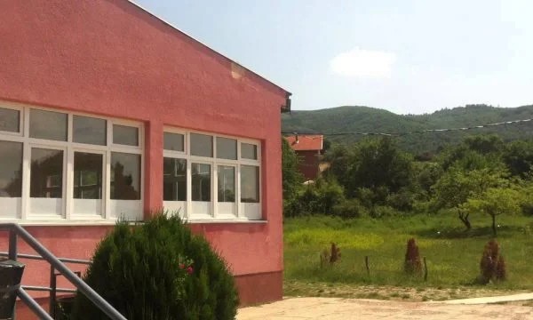 Seize ans menace l'assurance scolaire à la Drenas Gradica
