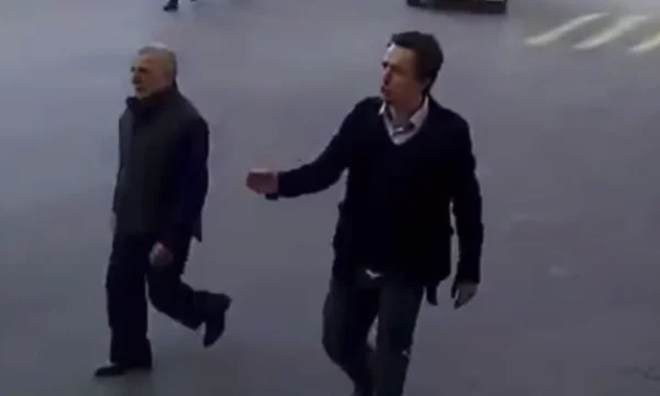 Kurti dankt der Polizei heute am 23. Jahrestag: Sie drehen das Video weg, als er die Polizei rief.