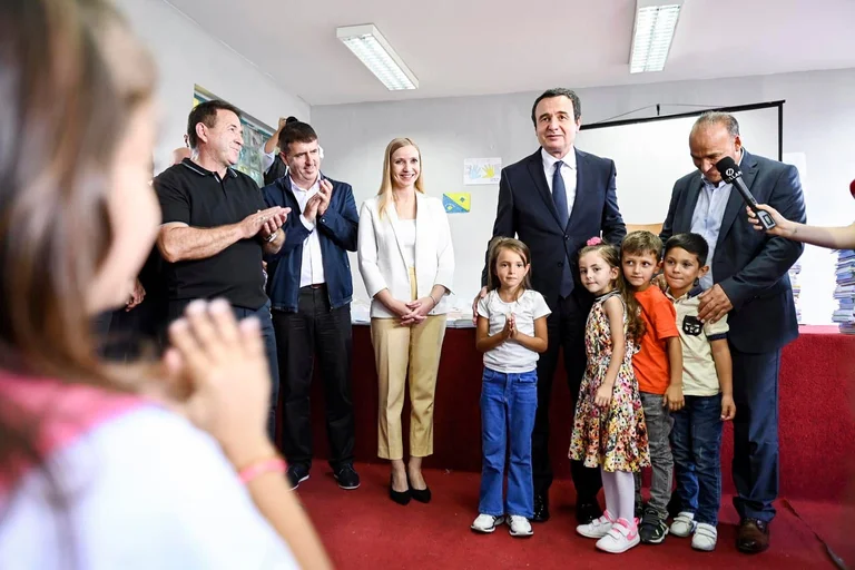 Kurti attacks SBASK from Podujevo: School should be where students come to learn, not find closed doors