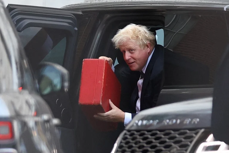 Johnson arrives at Downing Street for the last time as prime minister