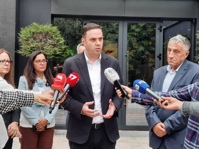 Abdixhiku after meeting with unionists: Pay stopping is illegal, we need conflict