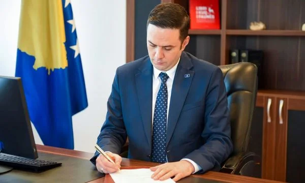 Abdixhiku: Sot kujtojmë Ibrahim Rugovën, Adem Jasharin, UÇK-në dhe ata që dhanë jetën për liri