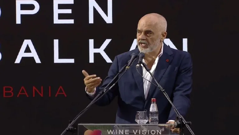 Rama at the Open Balkans Fair in Belgrade: We've lost a lot of time showing who's first.