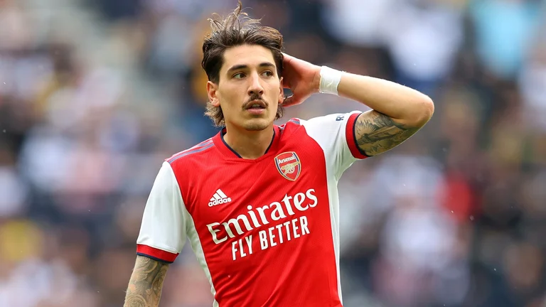 Barcelona today is officialized by Hector Bellerini of Arsenal
