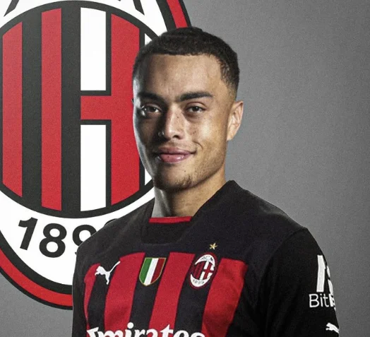 Affare raggiunto, Dest trasferito a AC Milan