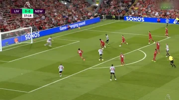 Liverpool verteidigt Alexander Isaac nicht richtig am Tor mit einem schönen Ziel