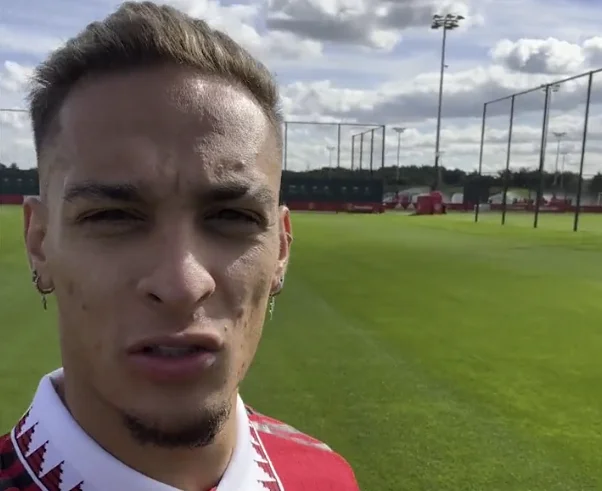 Official: Antony is Man United's newest player