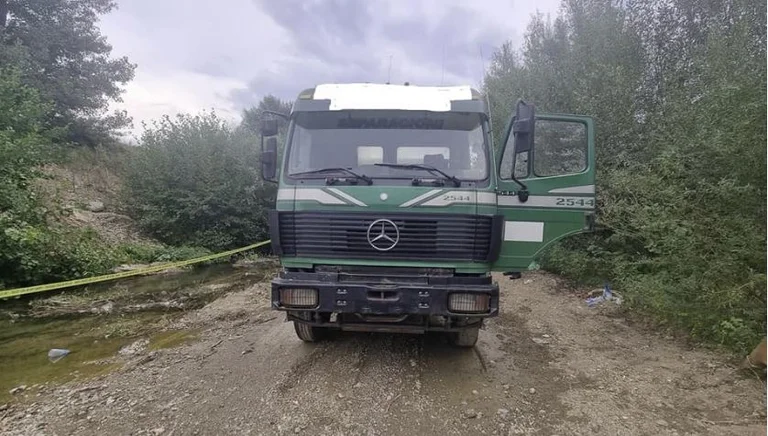 In Prizren the heavy means of the company decomposing the environment